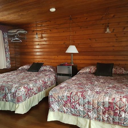 Flamingo Motel Кранбрук Екстер'єр фото