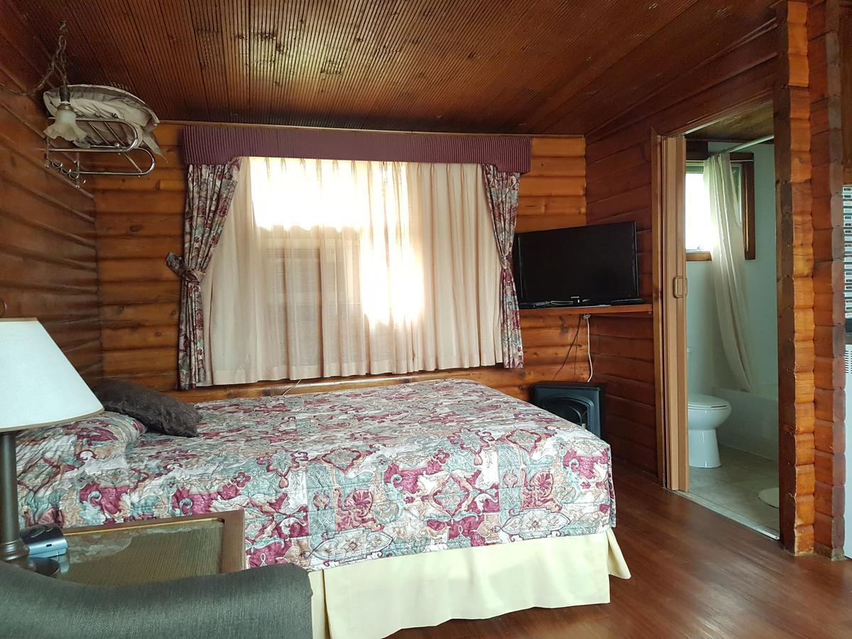 Flamingo Motel Кранбрук Екстер'єр фото